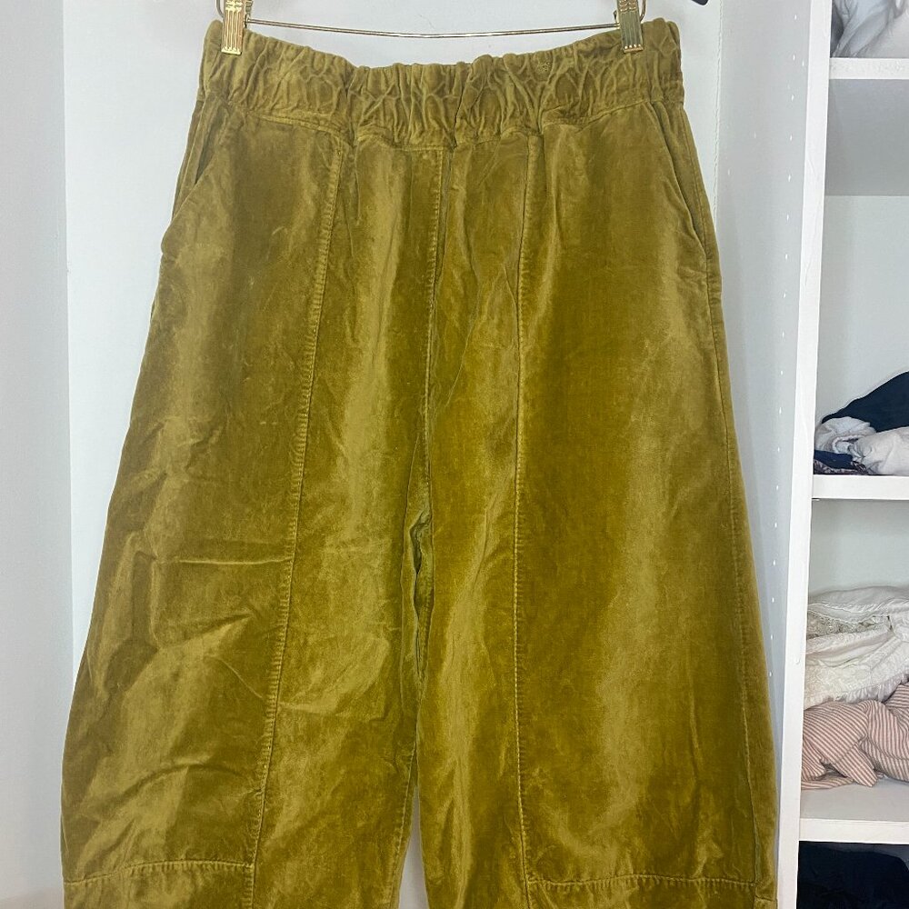 Green Pants